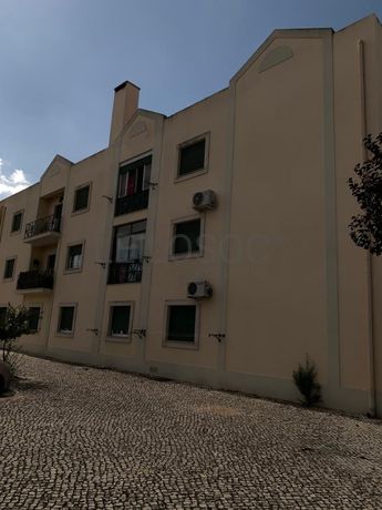 Apartamento T4 + Arrecadação · Ponte de Sor