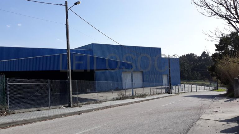 Armazém Industrial · Leiria