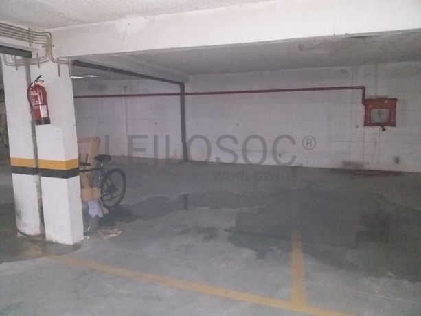 1/2 de Lugar de Garagem · Aveiro