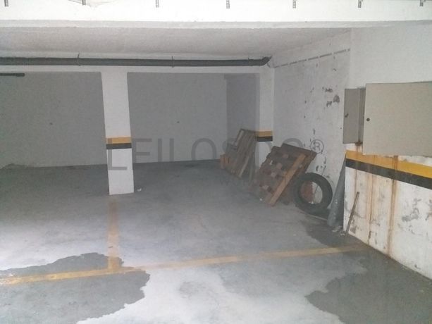 1/2 de Lugar de Garagem · Aveiro