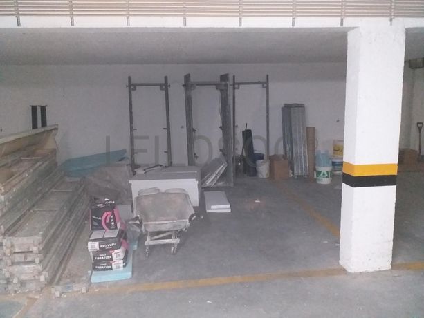 1/2 de Lugar de Garagem · Aveiro