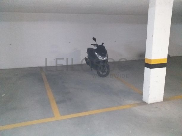 1/2 de Lugar de Garagem · Aveiro