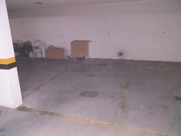 1/2 de Lugar de Garagem · Aveiro
