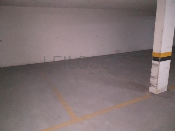 1/2 de Lugar de Garagem · Aveiro