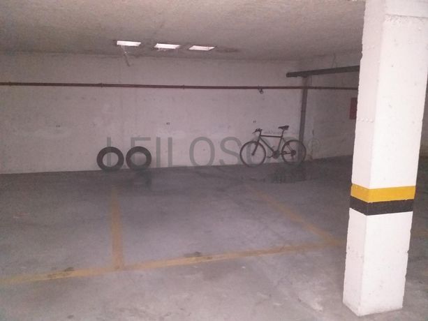 1/2 de Lugar de Garagem · Aveiro