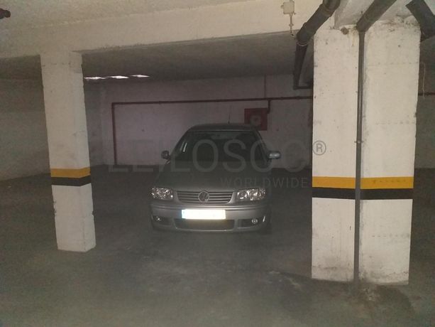 1/2 de Lugar de Garagem · Aveiro