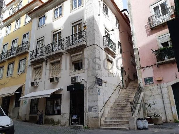 Apartamento T5 Duplex · Alfama