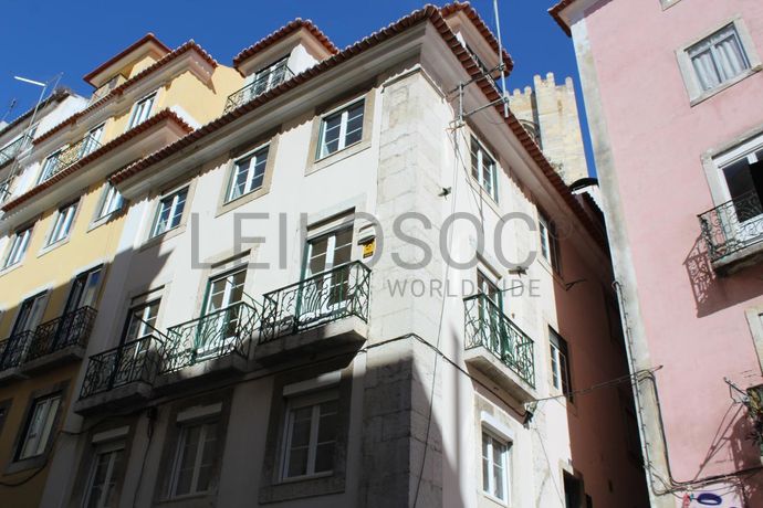 Apartamento T5 Duplex · Alfama
