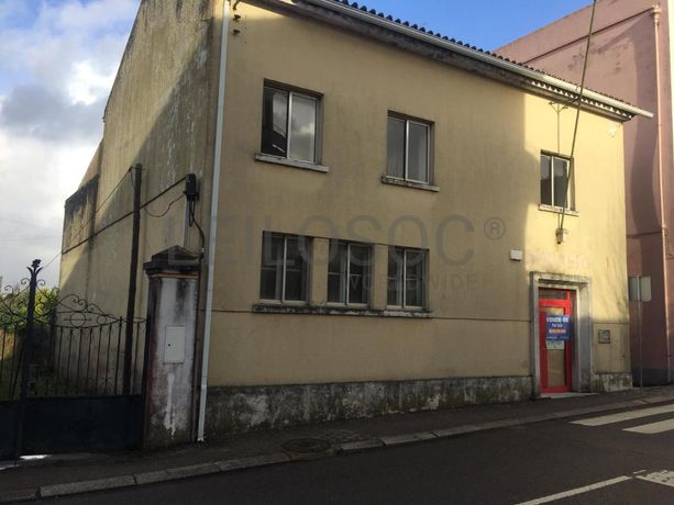 Edifício · Bustos · Oliveira do Bairro