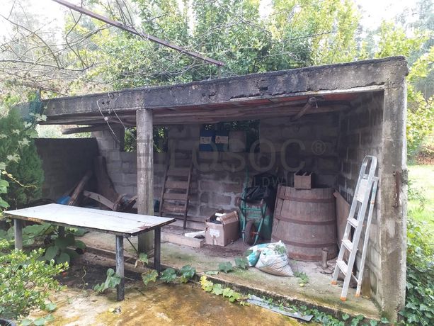 Moradia V5 + Terrenos · Fafe