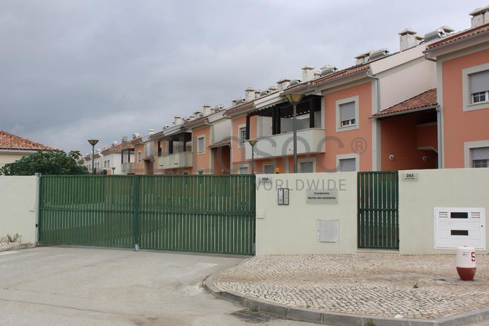 Andar-Moradia T2 · Alcochete