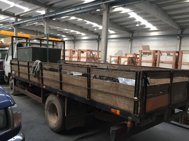 TOYOTA DYNA 280 com cerca de 133990Km