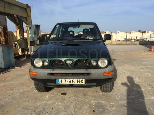 NISSAN Terrano II, 2.7 TDI, com a matricula 17-66-HX.
