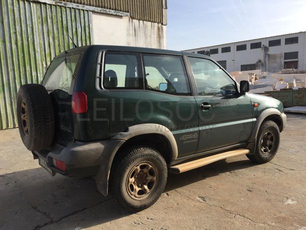 NISSAN Terrano II, 2.7 TDI, com a matricula 17-66-HX.