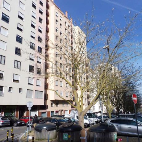 Apartamento T3 · Alfragide, Amadora