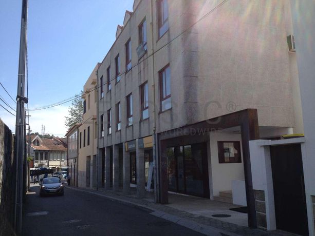 IMOVEL - Metade do Prédio Urbano- Fração Autónoma "N" - Escritório no 2ºandar, assinalado com a respetiva let ...