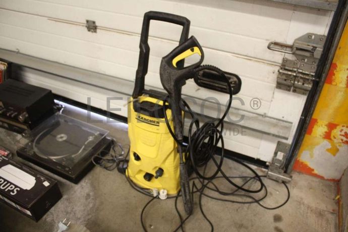 Equipamento · Mobiliário