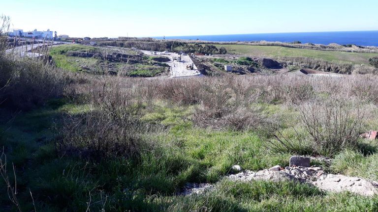 IMOVEL - 26660/34200 do Prédio Urbano - Lote de Terreno para construção urbana, no qual se encontra em constr ...