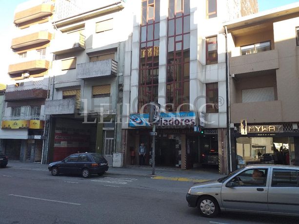 Loja · Vila Nova de Gaia