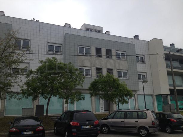 Apartamento T3 com Garagem