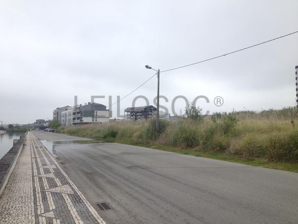 Lote de Terreno para Construção