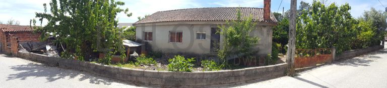 1/4 Moradia · Nelas