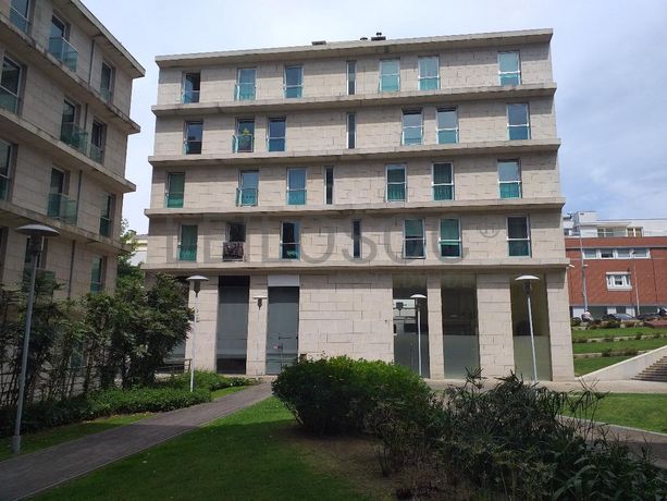 Apartamento T4 · Porto