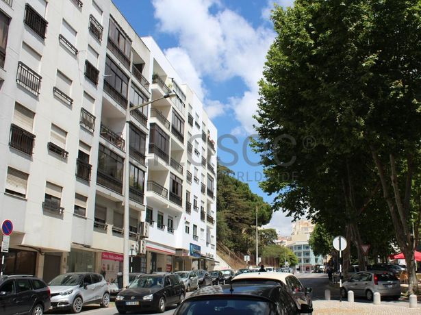 1/2 Escritório · Almada