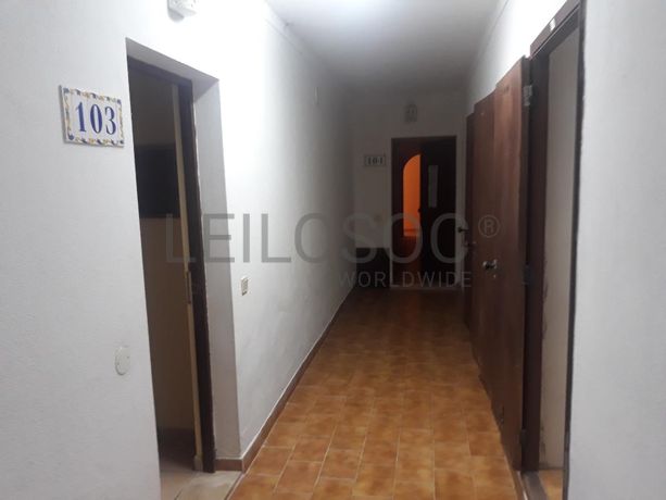 Apartamento T2 + 2 Arrecadações