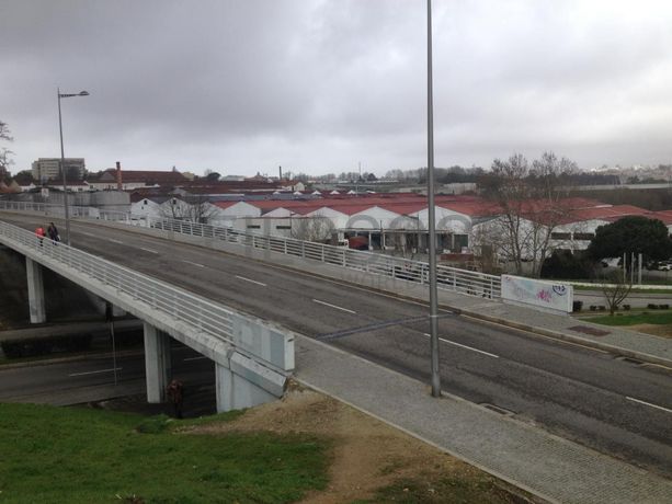 1/2 Terreno + 1/2 Moradia · Vila Nova de Gaia