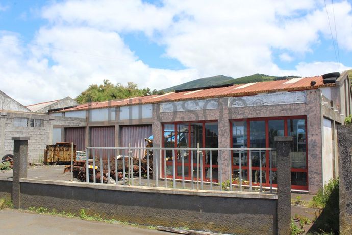 Armazém · Lajes do Pico, Açores