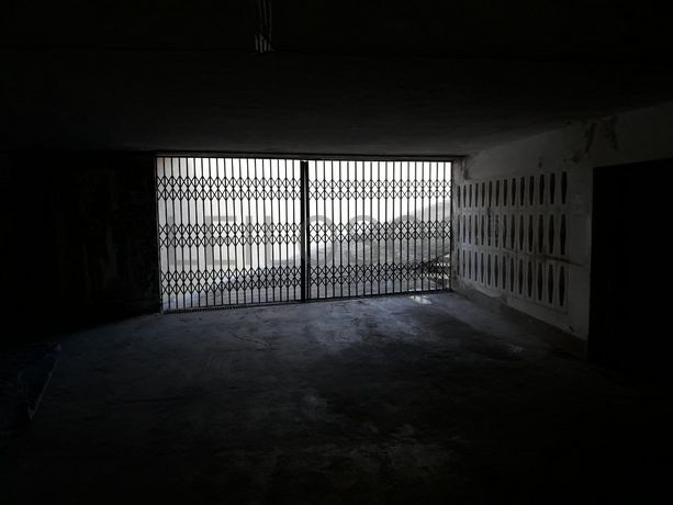 Estacionamento com 32 lugares de Garagem