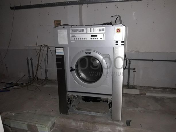 Lavandaria + 3 Arrecadações