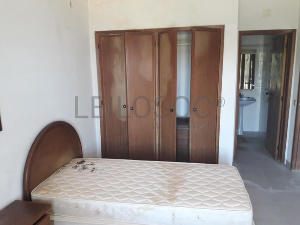 Apartamento T2 + 2 Arrecadações