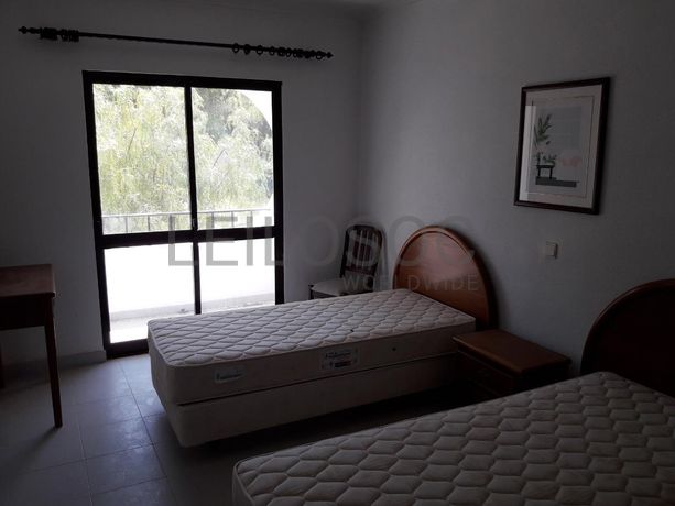 Apartamento T2 + 2 Arrecadações