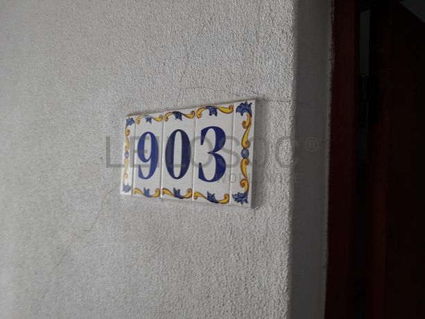 Apartamento T2 + 2 Arrecadações