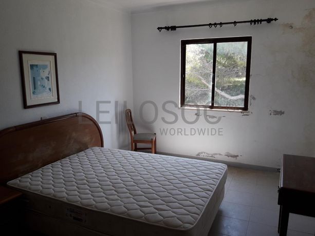 Apartamento T2 + 2 Arrecadações