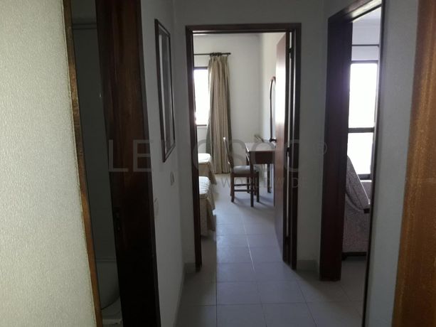 Apartamento T1 + 2 Arrecadações