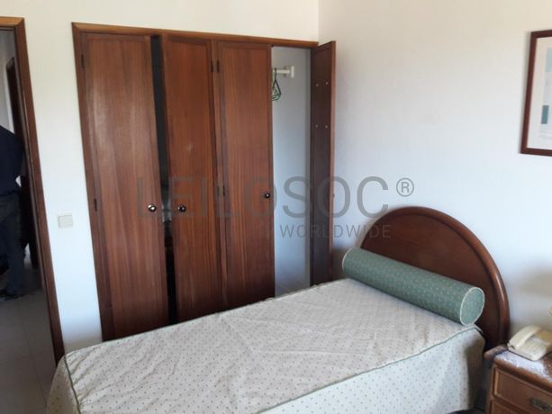 Apartamento T1 + 2 Arrecadações