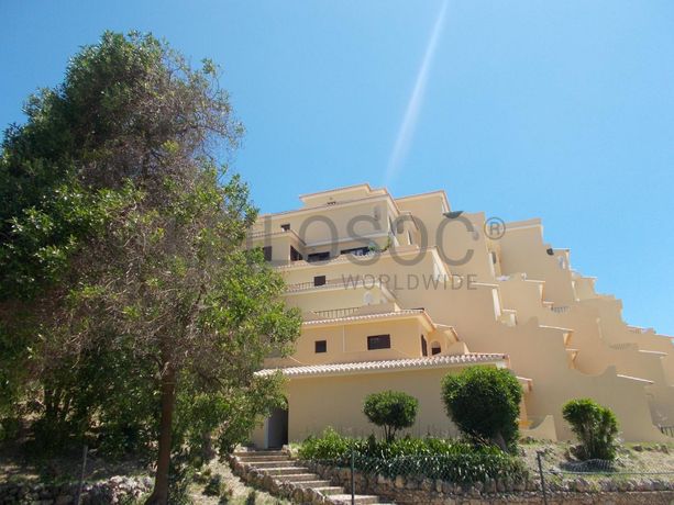 Apartamento T2 + 2 Arrecadações