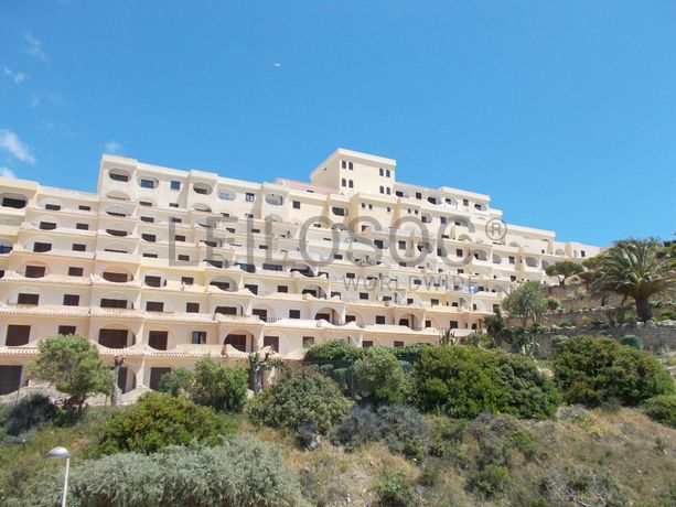 Apartamento T1 + 2 Arrecadações