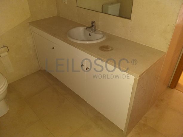 Apartamento T3 + Lugar de Garagem + Arrumo · V. N. de Gaia