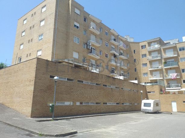 Lugar de Garagem · Fânzeres, Gondomar