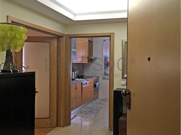 Apartamento T2 + Lugar de Garagem · Rio Tinto