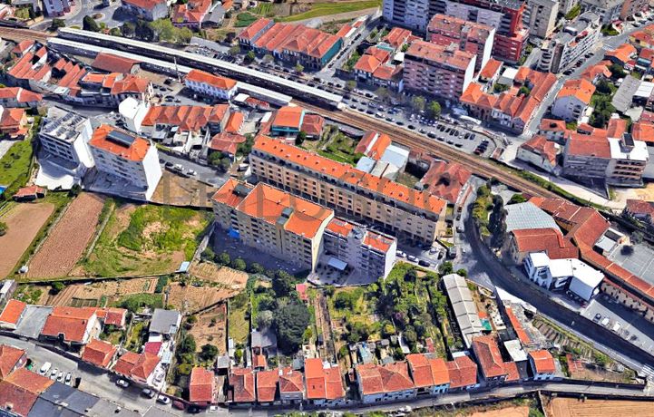 Apartamento T2 + Lugar de Garagem · Rio Tinto