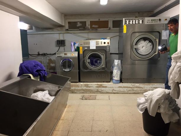 Armazém/ Loja · Loulé