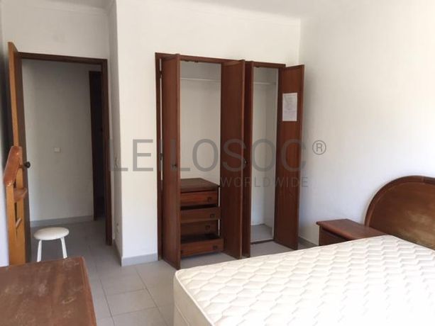 Apartamento T2 + 2 Arrecadações
