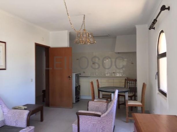 Apartamento T2 + 2 Arrecadações