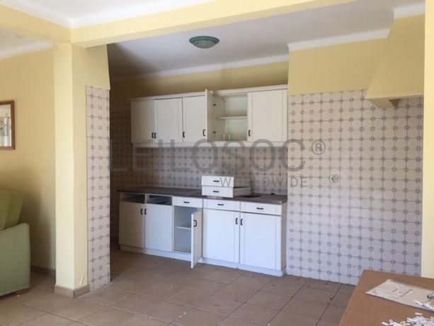 Apartamento T2 + 2 Arrecadações