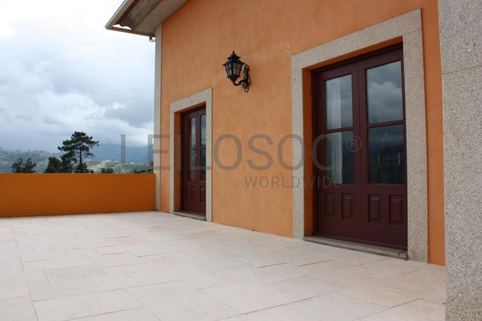 Moradia V4+1 · Baião